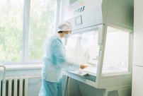 В Кировском центре онкологии тяжелобольным смогут продлевать жизнь новым лекарством