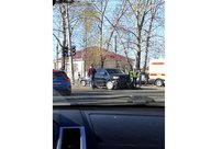 "Одну машину отбросило на тротуар": в Кирове произошла серьезная авария
