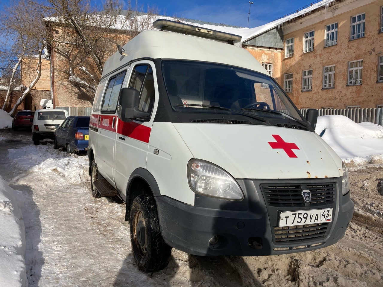 В Кировской области количество умерших пациентов с COVID-19 перешагнуло  отметку 900