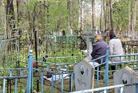 Жителям Кировской области разрешили посещать кладбища