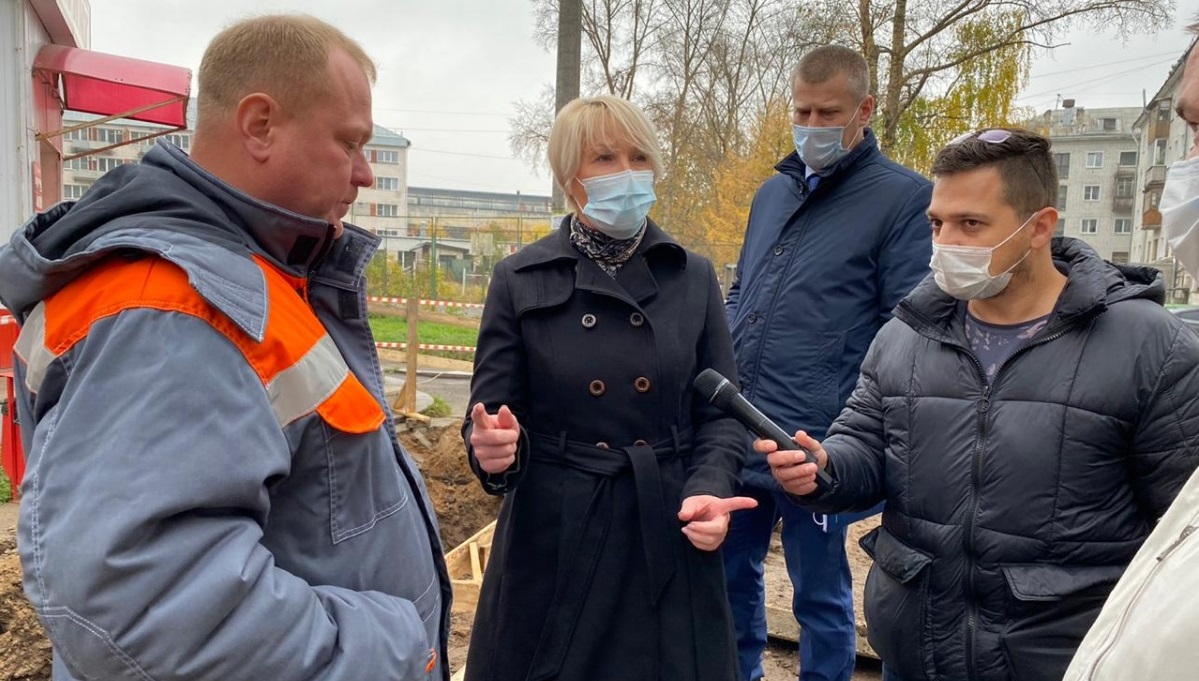 Прокурор и глава города Кирова выехали по адресам, где до сих пор нет тепла  - новости Кирова и Кировской области