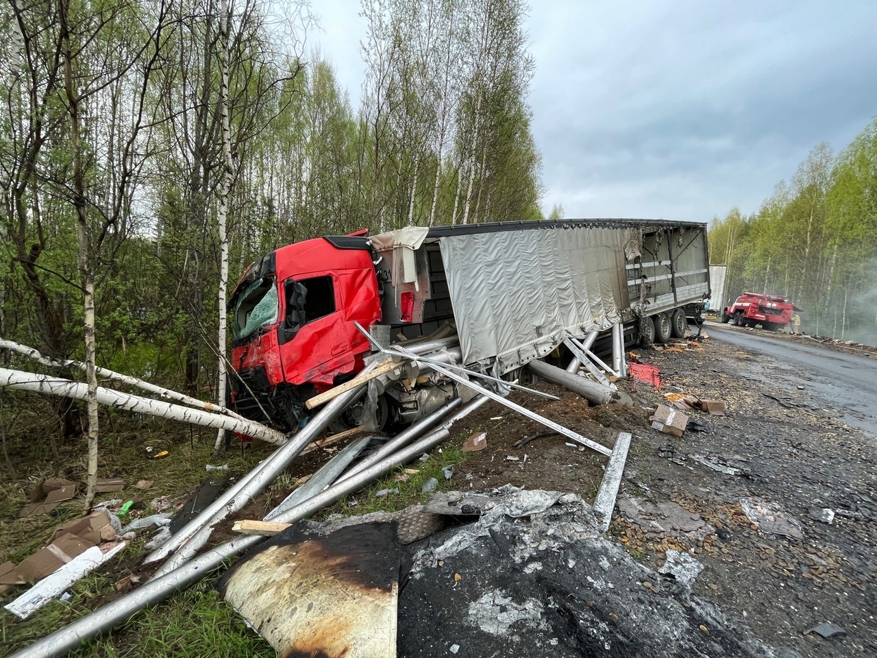 «Газель» загорелась после массового ДТП в Котельниче: есть погибшие