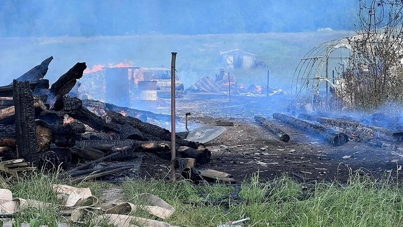 Огонь в Кировской области уничтожил четыре дома, оставив без крова несколько семей