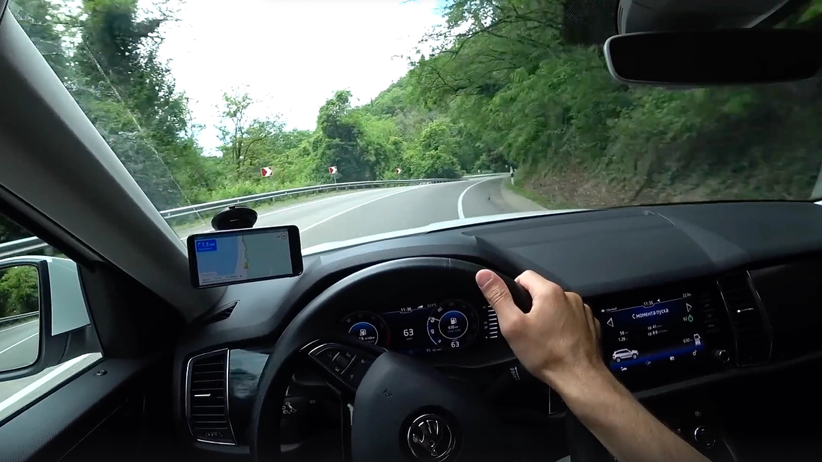 Трасса Джубга–Сочи: как 170 км превращаются в 7 часов испытаний и когда это наконец закончится