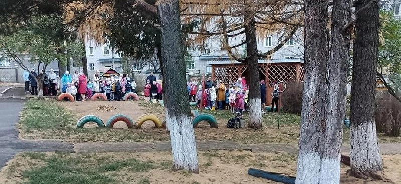В Кирове эвакуировали детский сад, приехали пожарные