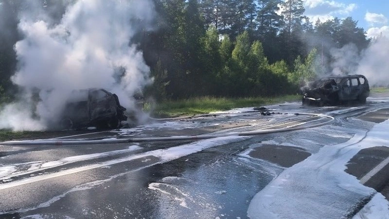Водитель сгорел в жутком ДТП с легковушками под Нолинском