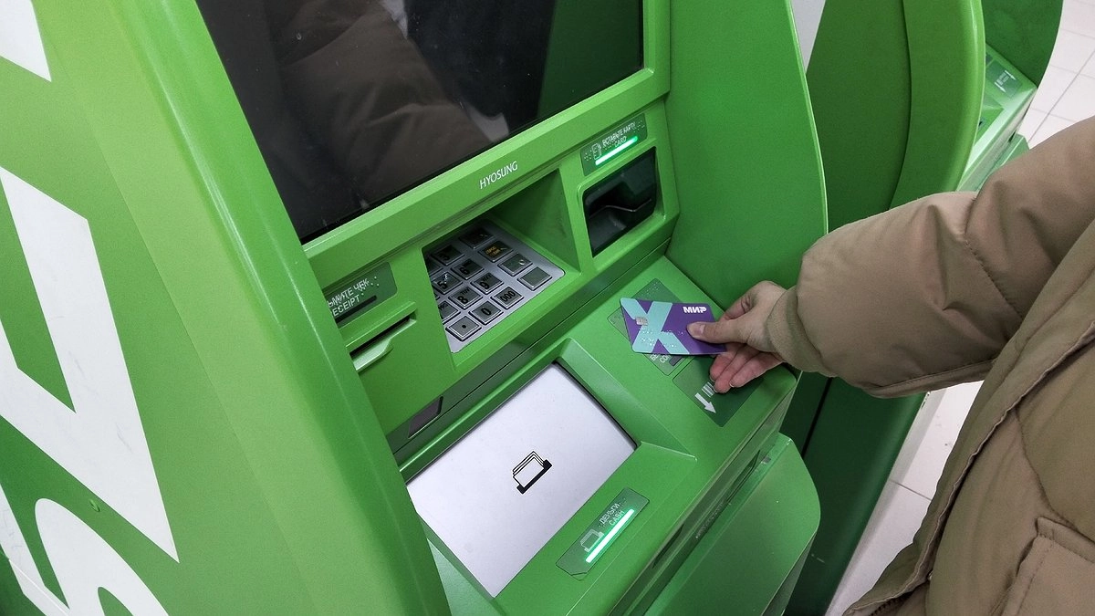 Главная картинка новости: Чем опасна «безобидная» кредитная карта: эксперты объяснили, где скрывается главный риск