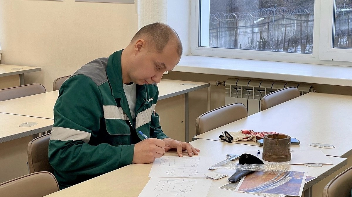 Главная картинка новости: В филиале «КЧХК» определены лучшие линейные руководители по ремонту технологического оборудования