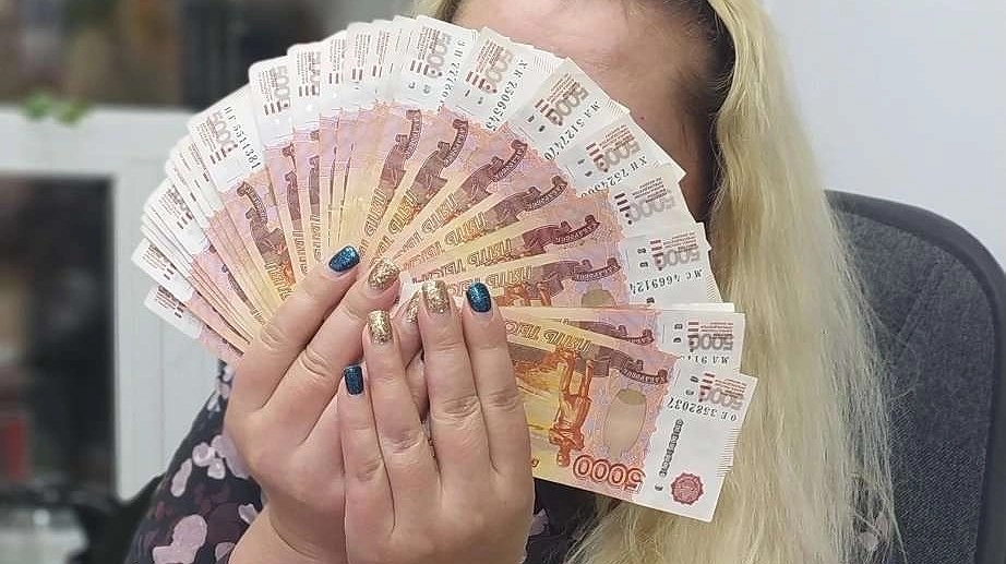 Как научиться быть при деньгах всегда: советы от старой еврейки, проверенные временем