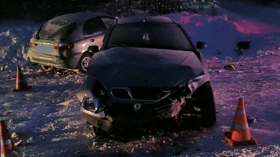 Главная картинка новости: Две девушки пострадали из-за пьяного водителя в Нолинском районе