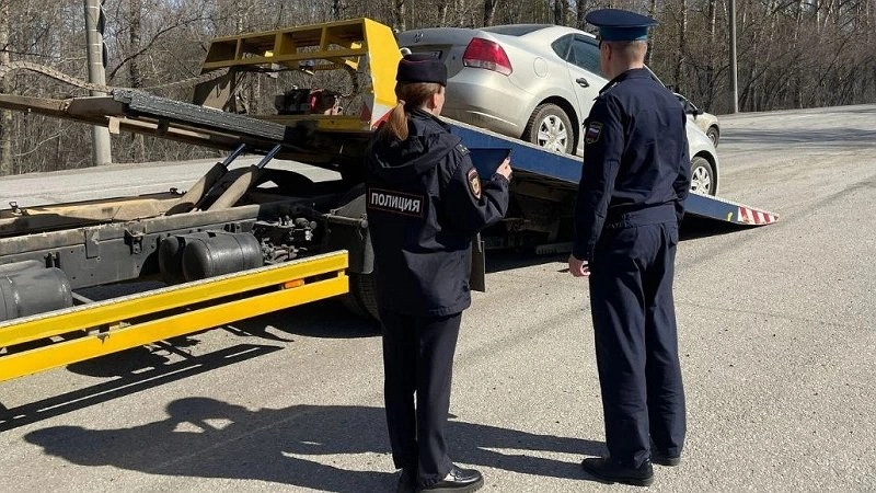 В Кирове у злостного неплательщика автоштрафов арестовали иномарку