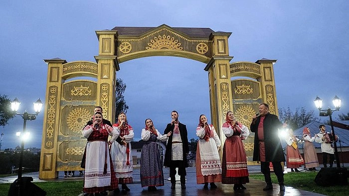 В Кирове официально открыли "Ворота Русского Севера"