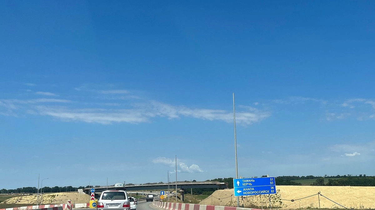 На пять часов короче: какой путь до моря быстрее – по Крымскому мосту или по трассе Ростов-Мариуполь