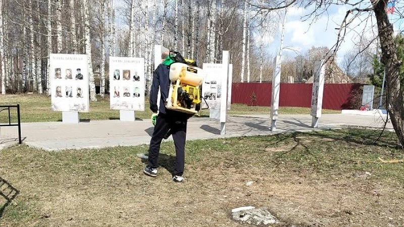 Власти перечислили обработанные от клещей парки и улицы Кирова