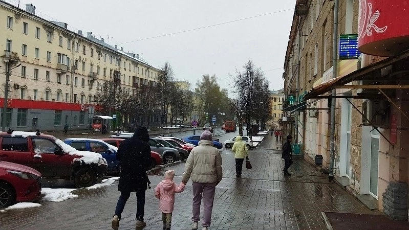 Гидрометцентр предупреждает: в июле и августе россиян ждет экстремальная погода - прогноз
