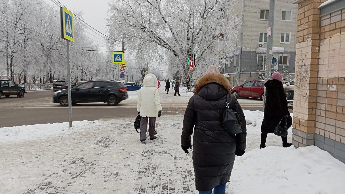 Конец бабьего лета: синоптики сказали, когда на смену теплу придут снег и морозы