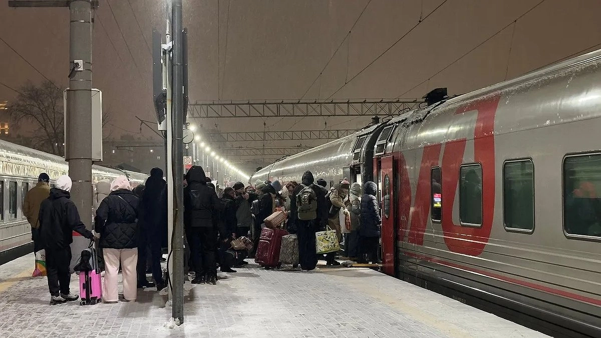 Главная картинка новости: Беру 38-е место в поезде - и еду как богатая царица на троне: еще и в 2 раза дешевле