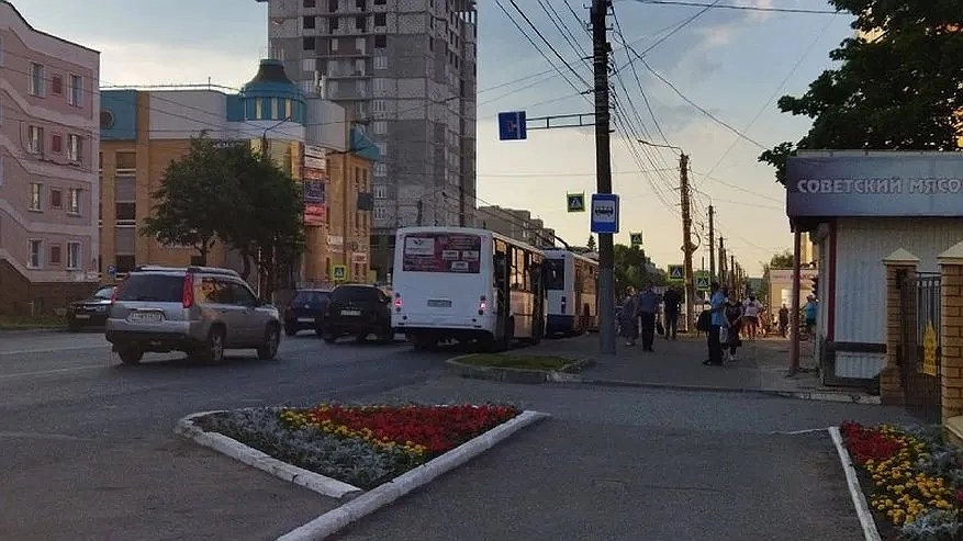 Главная картинка новости: В кировских автобусах обновят озвучку остановок