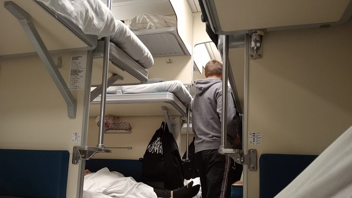 Посмотрели цены на летние поезда в Крым - и глаза полезли на лоб: такой отдых теперь по карману не каждому, только богачам