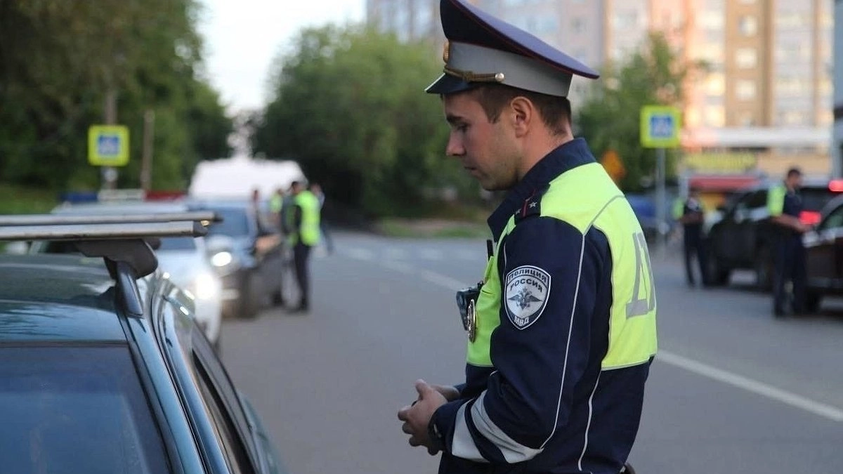 4 хитрых вопроса от инспектора ДПС, на которые водителю стоит отвечать с осторожностью