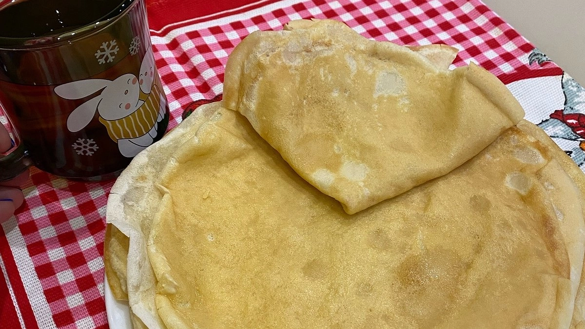 Главная картинка новости: Сливочное, растительное или просто сало? Вот на каком масле лучше жарить блинчики, чтобы не вредить здоровью