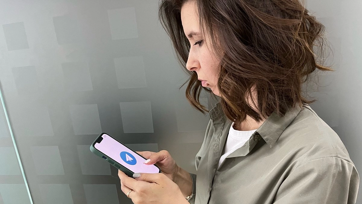 Главная картинка новости: В сентябре 2026 года Telegram заблокируют полностью: так считает депутат Госдумы - что еще известно о блокировке мессенджера