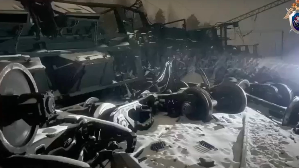 Сход 22 вагонов под Оричами превратился в уголовное дело