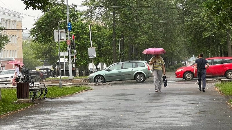 Киров ждет переизбыток осадков: когда закончатся грозы и дожди