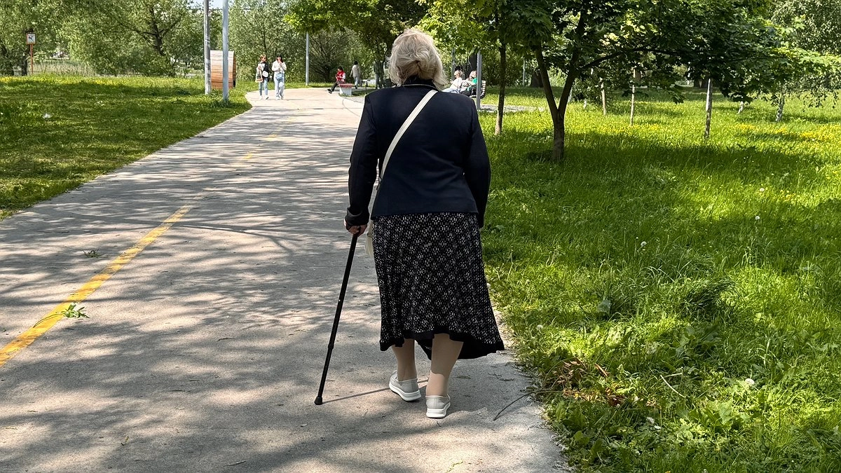 Глупого человека можно за 1 минуту узнать по этим 6 вещам: проверьте себя и своих друзей