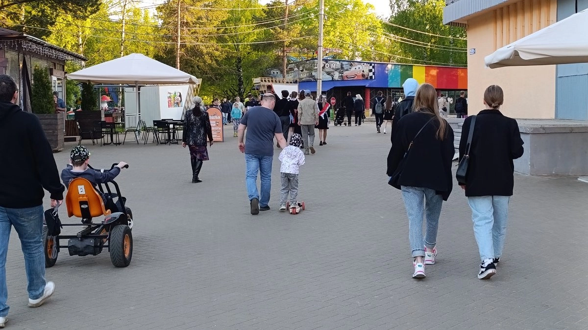 Россиян переведут на шестидневную рабочую неделю из-за ситуации в стране: осталось 4 месяца