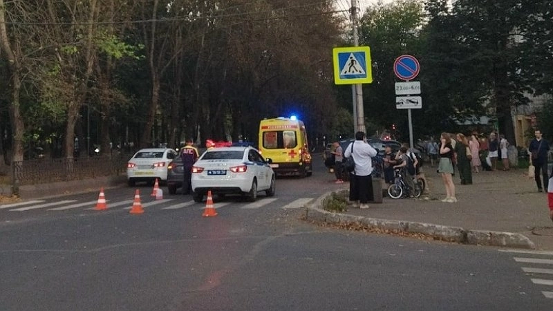 Мужчина на Ладе сбил мальчика трех лет в центре Кирова