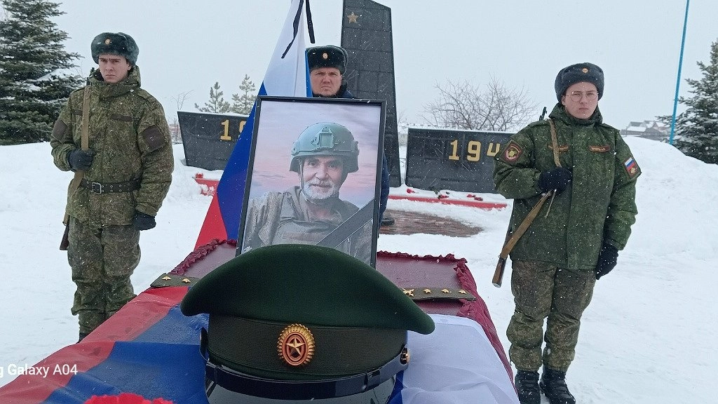 В Малмыжском районе простились с геройски погибшим на СВО старшим прапорщиком