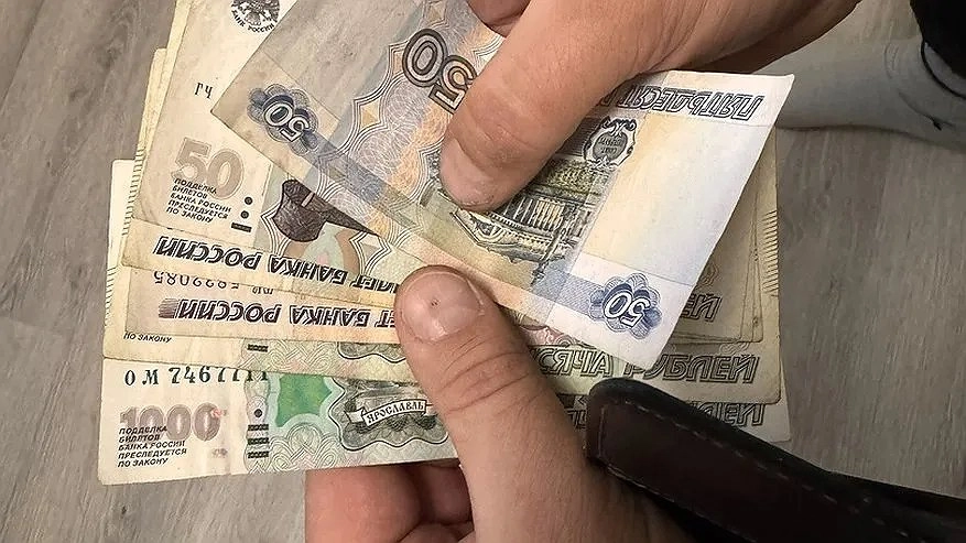 В Кировской области отец-алиментщик рассчитался с долгами после наложения ареста на долю в квартире