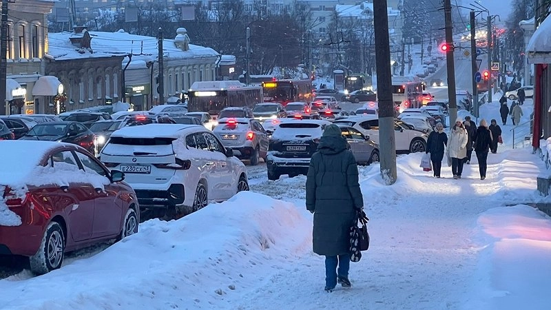 Главная картинка новости: Госавтоинспекция сделала заявление из-за сильных снегопадов в Кирове