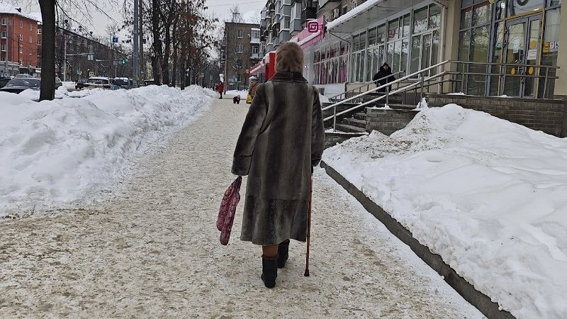 Главная картинка новости: Новые тротуары на трех улицах Кирова обойдутся в семь миллионов рублей