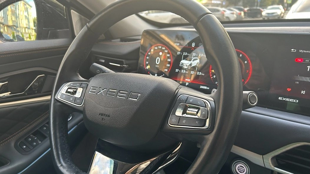 «Бережная» езда губит двигатель быстрее агрессивной: опытный автомеханик рассказал, сколько оборотов дать для «здоровья» мотора