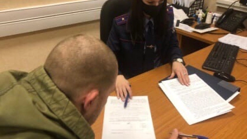 В Кировской области 45-летний мужчина вонзил нож в шею жены