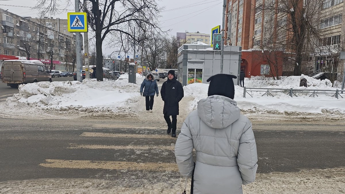 Снежные бури в Кирове встретят галитом и мраморной крошкой