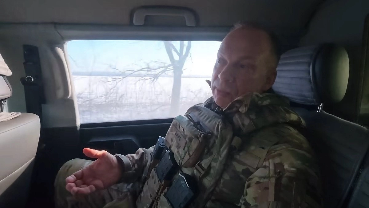 Главная картинка новости: Сырский в панике: главком ВСУ внезапно уволил командующих двумя корпусами