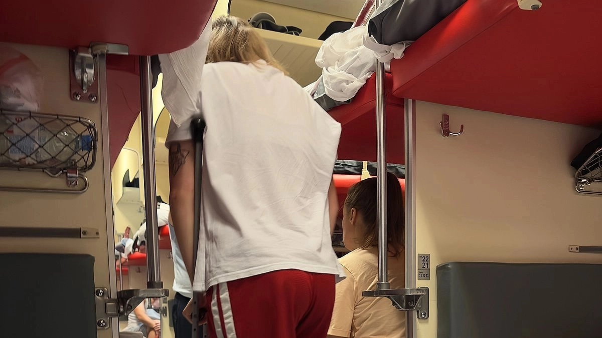 Вагоны люкс РЖД: сколько на самом деле стоит такой комфорт, что вы получаете за эти деньги в дороге и чем от купе отличаются