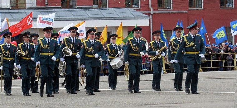 Главная картинка новости: Игорь Васильев рассказал, будет ли проведен Парад Победы в Кирове