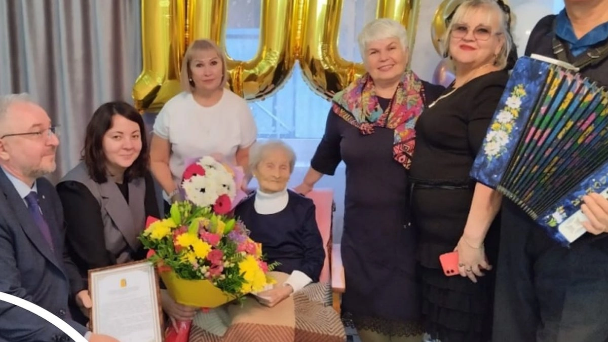 В Кировской области ветеран Великой Отечественной войны Валентина Шкода отмечает вековой юбилей