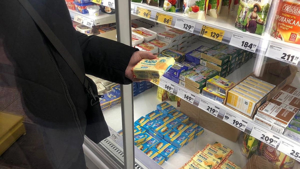 Можно покупать и по 4 пачки – там только чистые сливки: Росконтроль назвал лучшие марки сливочного масла
