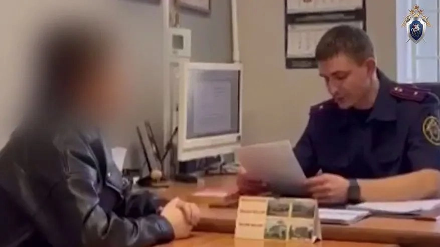 Главная картинка новости: 44-летний кировчанин отправится в колонию в пятый раз за девять преступлений