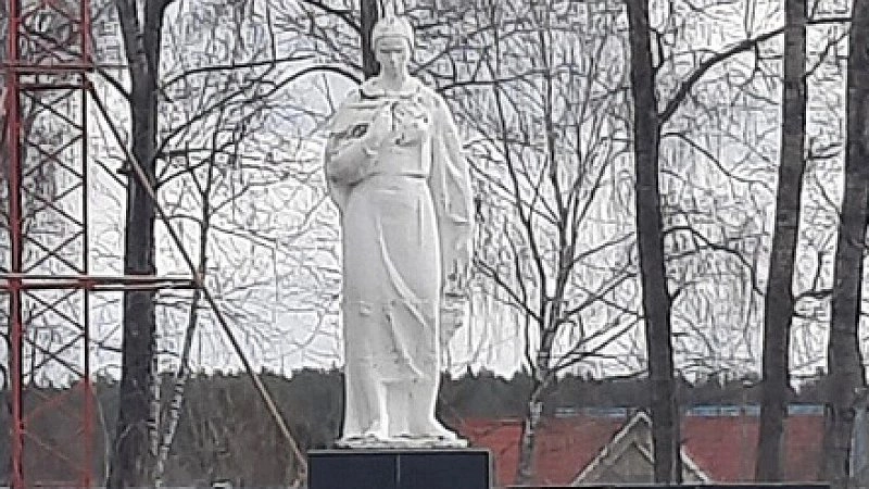 Главная картинка новости: В Кировской области проверят благоустройство мемориалов