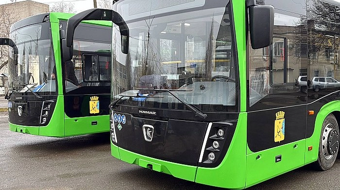 Цвет настроения — зеленый: в Киров прибыли первые автобусы на газомоторном топливе