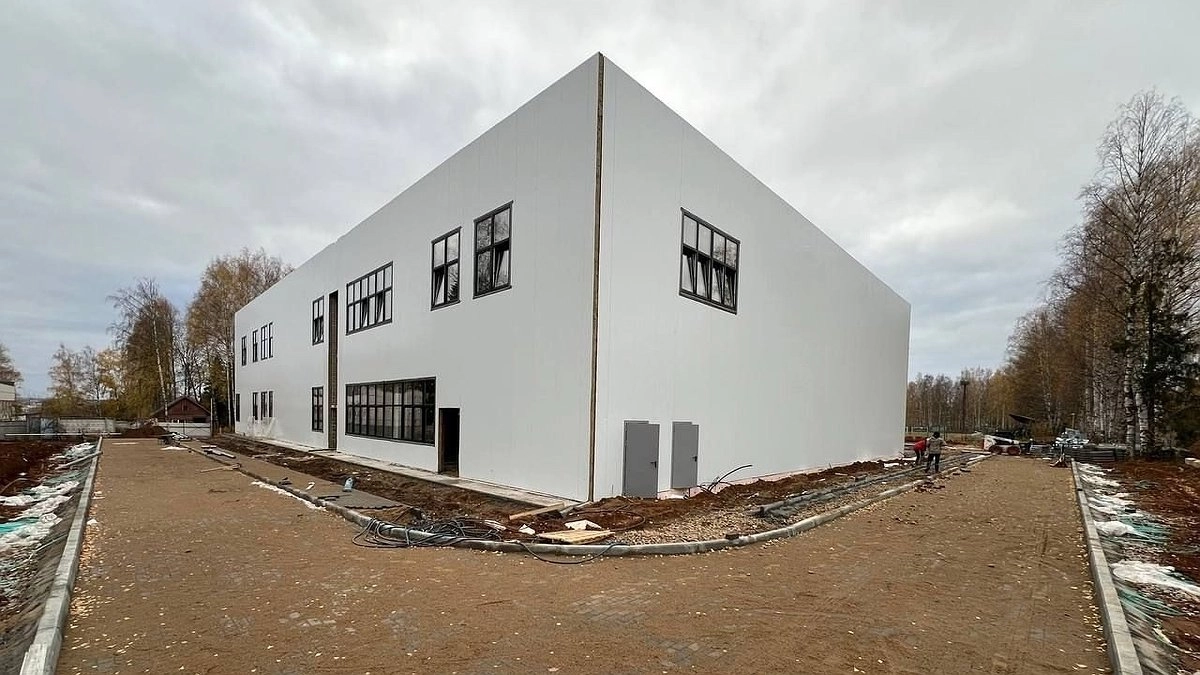 У нового фиджитал-центра в Чистых прудах благоустроили территорию