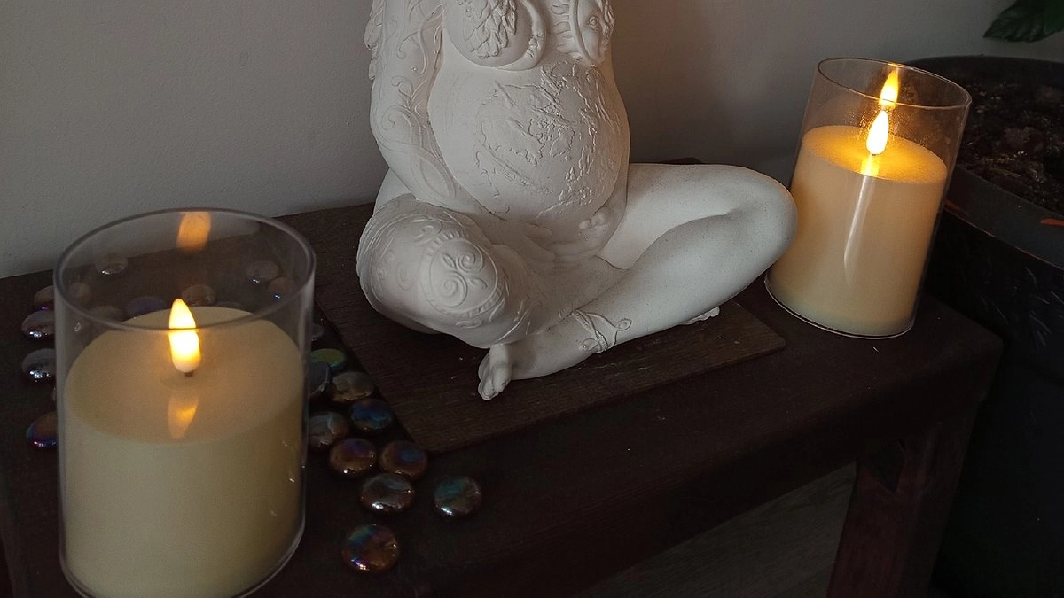 Обычная свеча может гореть в 100 раз дольше: узнал простой способ увеличить горение - теперь экономлю знатно