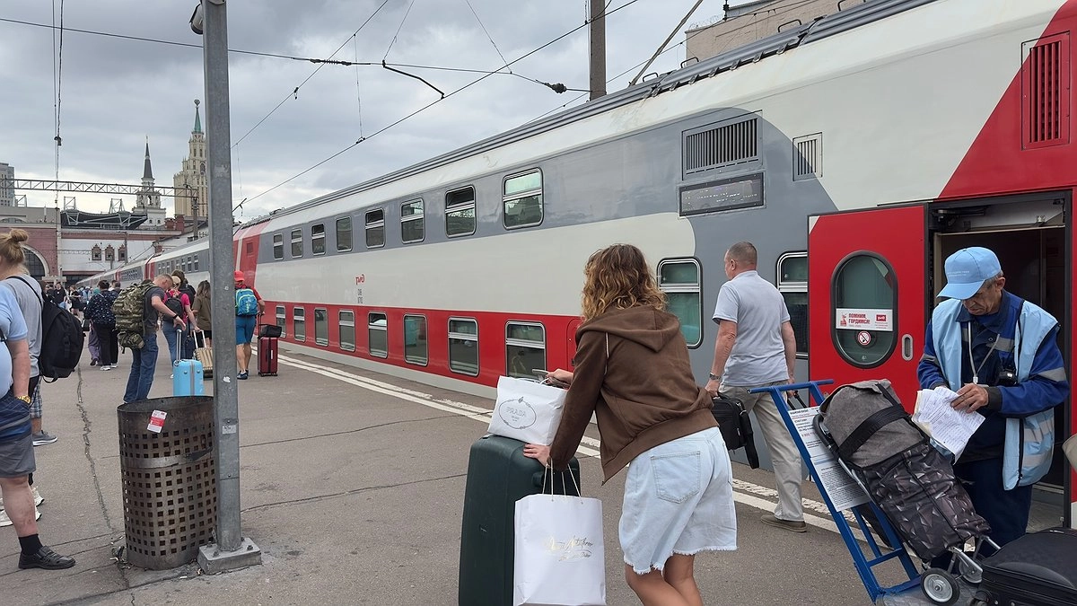 Беру только эти места в плацкарте уже 5 лет подряд - и еду как царица на троне: проводники сами советуют их опытным пассажирам