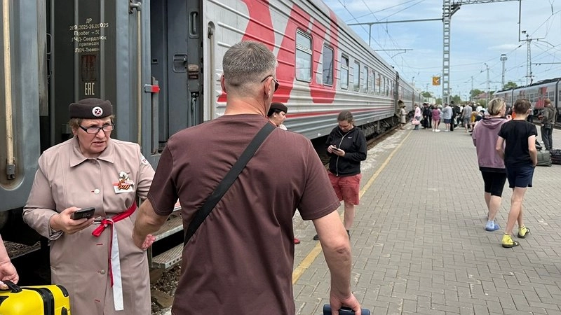 Сколько стоят билеты на поезд летом из Кирова в Москву и на русский юг
